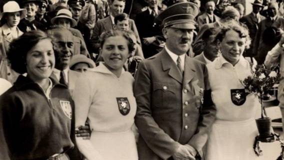 Nagranie z 1936 roku! Tak zachowywał się mocno naćpany Hitler (video)