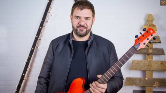 gitara_karolaka
