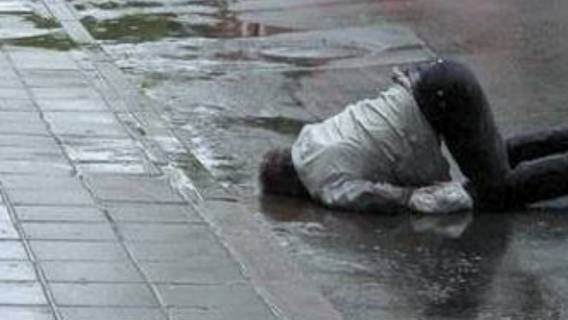 Polski polityk brutalnie pobity. Był pijany w sztok