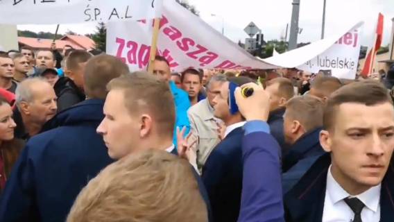 Mateusz Morawiecki i rolnicy