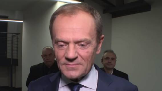 Donald Tusk ujawnia po śmierci bp Pieronka. Ogromne poruszenie w sieci