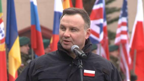 Agata Duda w szale rozwali choinkę! Kochanka Pięty opublikowała zdjęcie z Wigilii z Andrzejem