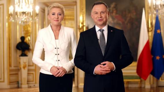 Ten jeden szczegół zdradza CAŁĄ prawdę o małżeństwie Agaty Dudy. Jesteśmy w szoku!