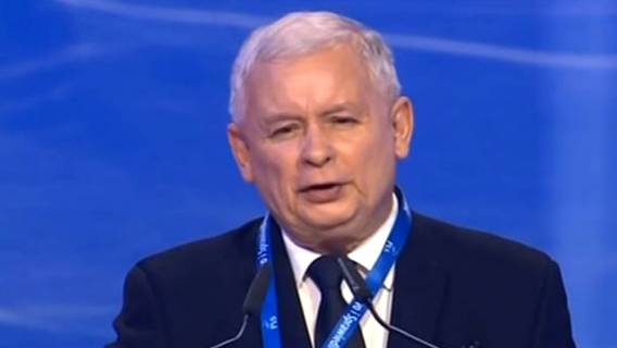 Ujawniono nieznane zdjęcia Kaczyńskiego. Tak bawił się prezes PiS