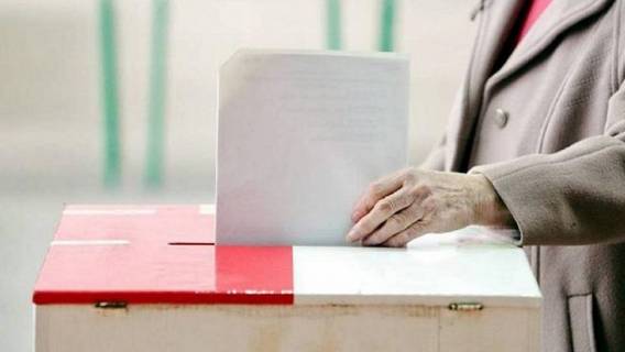 Będą przedterminowe wybory? Szokujące doniesienia z PiS, znamy datę