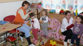 ile zarabia przedszkolanka w przedszkolu prywatnym