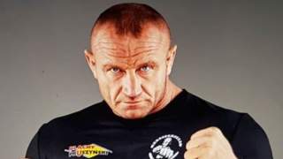 Czy Mariusz Pudzianowski ma żonę? Kim ona jest?