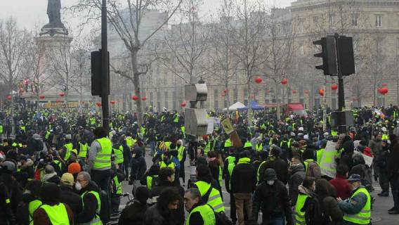 Tysiące demonstrantów na ulicach Francji