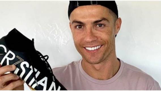 Ile Cristiano Ronaldo ma Złotych Butów?