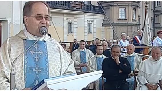 Tadeusz Rydzyk krytykuje Kaczyńską