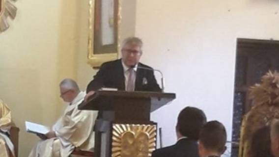 Ryszard Czarnecki zamiast księdza