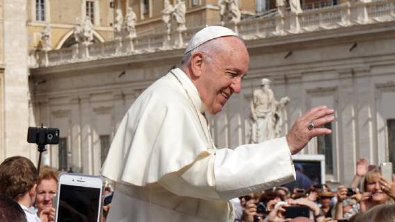 Papież Franciszek będzie pracował z Pawlikowską