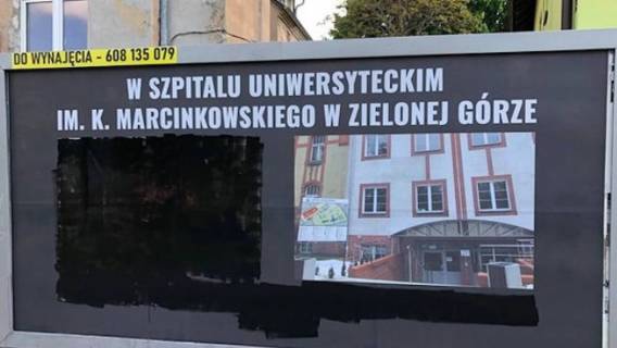 Lekarz zdecydował się zareagować na oburzający billboard