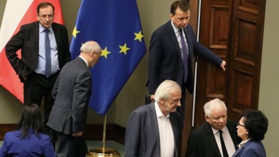 Rząd zdecyduje się na wprowadzenie stanu klęski żywiołowej?