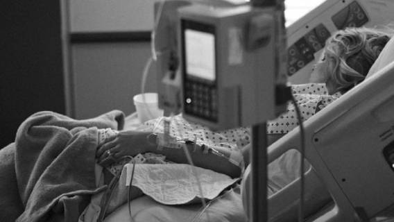 Katastrofalny wypadek, rozbił się samolot. Na pokładzie 170 osób, są ofiary śmiertelne