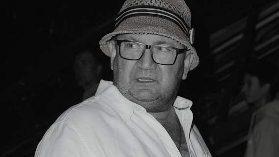 Paweł Królikowski, gest syna