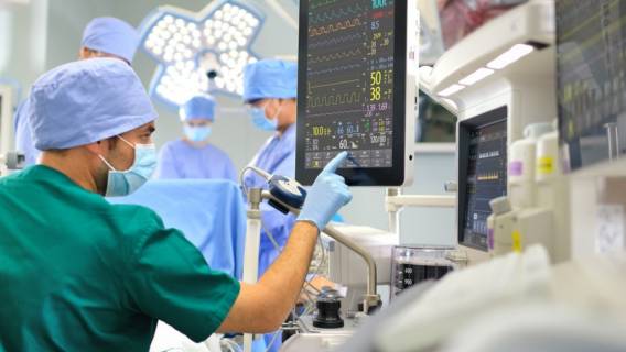 Szpital szuka rąk do pracy