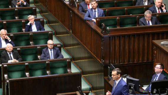 Test na koronawirusa dla polityków