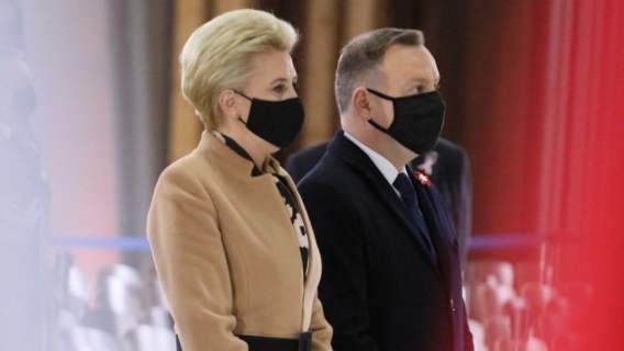 Agata Duda dziwne zachowanie uroczystość