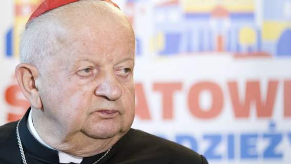 Kardynał Dziwisz wydał oświadczenie