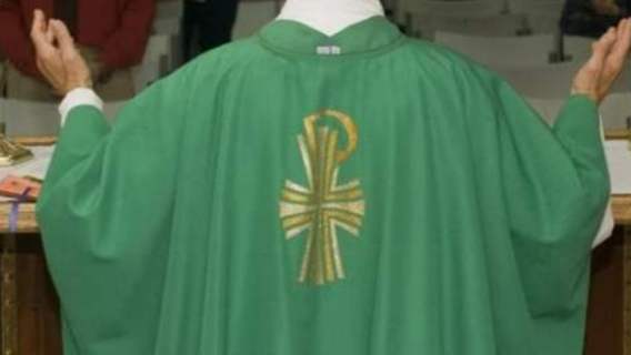 ksiądz wiadomości