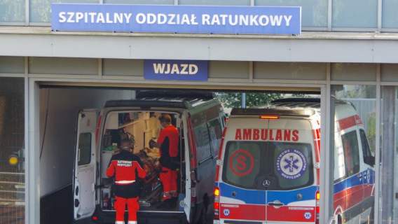 Mężczyzna zmarł w karetce