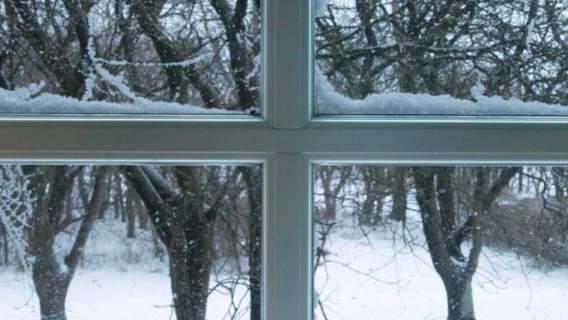 okno trzeba wyregulować na zimę