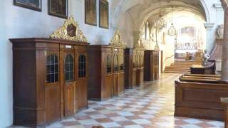 konfesjonały w kościele