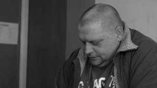 Marek Pawłowski przed tysiącami