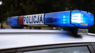 Noworodek został znaleziony w sadzie