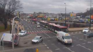 Kierowca nie zauważył karetki