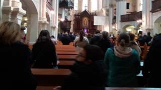 Kościoły powinny zostać zamknięte?