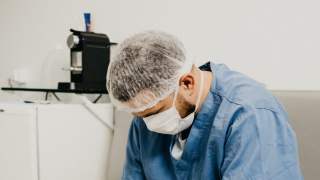 list okrutne warunki