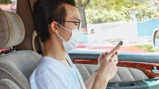 Czy kierowca powinien mieć maseczkę?