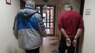 Mężczyzna groził księdzu siekierą