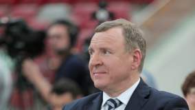 Jacek Kurski ile żąda
