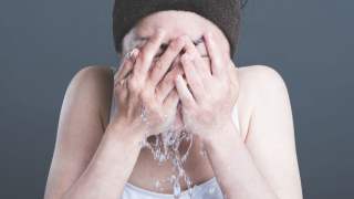 Wieloetapowe oczyszczanie z żelem do mycia twarzy