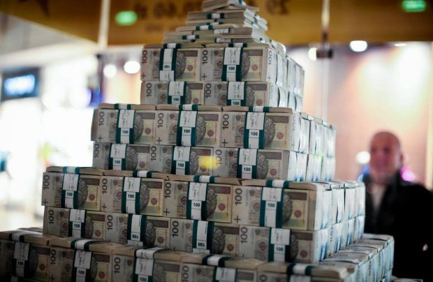 Zadłużenie Polski wzrosło o 74 600 000 000 złotych
