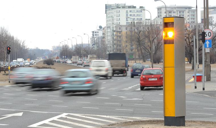 Będzie więcej fotoradarów na polskich drogach. Dodatkowe 100 urządzeń do końca czerwca
