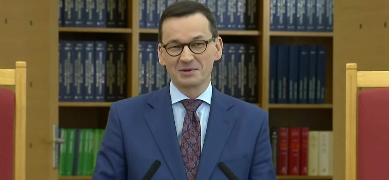Rząd Morawieckiego podnosi płacę minimalną. Dużo?