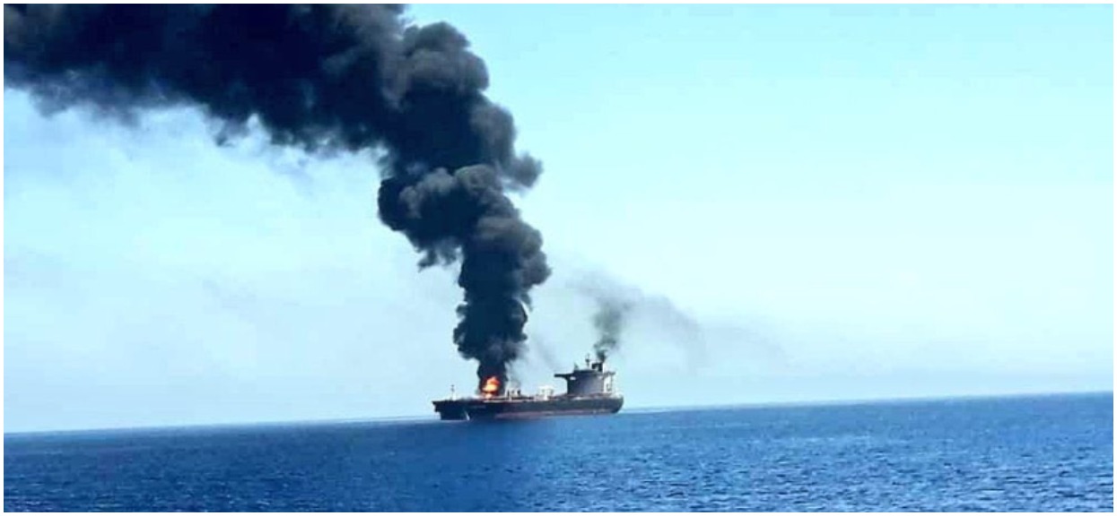 Pilne wiadomości! Atak torpedowy na tankowce. Premier Japonii: Świat stoi na krawędzi wojny