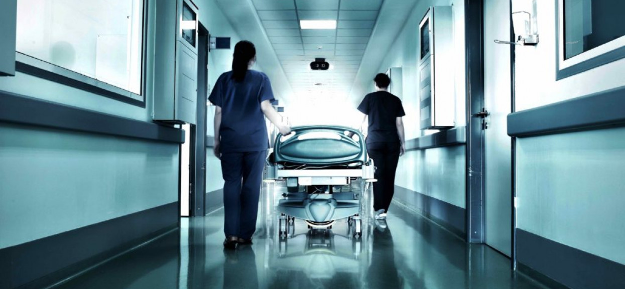 Drapanie, bicie i atak nożem. Pielęgniarka wyznała całą prawdę o swojej pracy