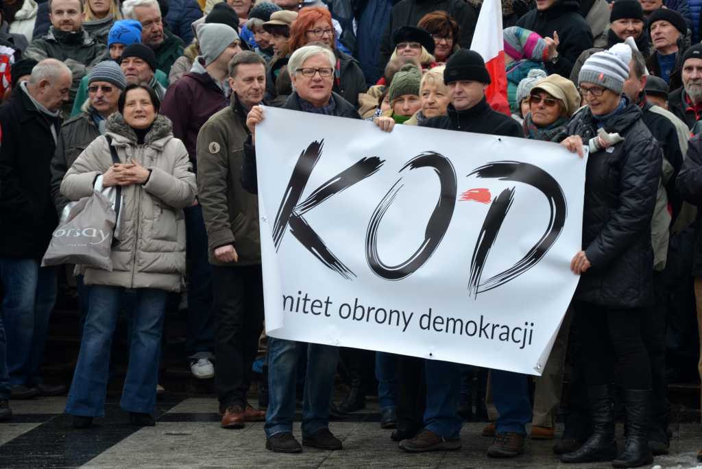 Jest oficjalne oświadczenie KOD ws. afery fakturowej