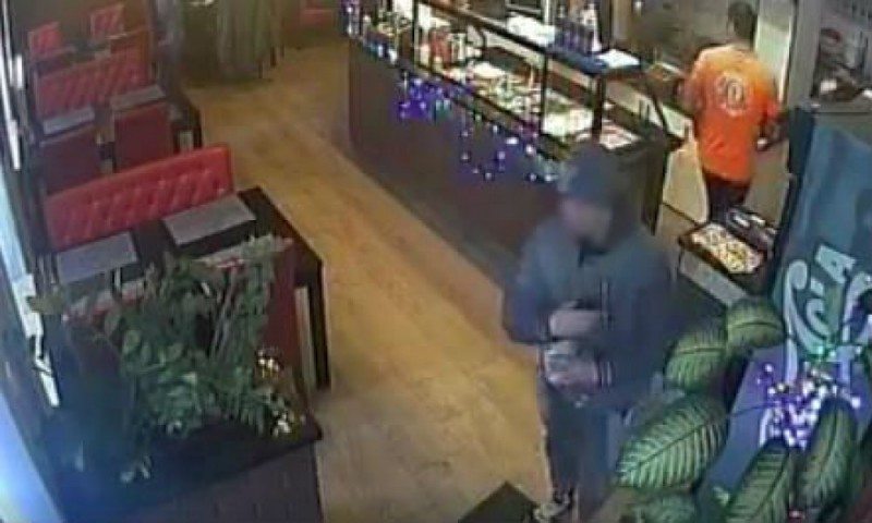 Wrocław: Mężczyzna ukradł puszkę z kebaba. Imigrant zbierał na dom dziecka (VIDEO)