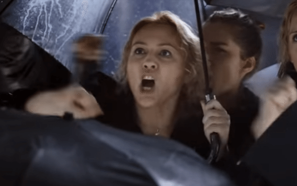 TVP zdjęła z anteny kontrowersyjną reklamę. Burza w sieci (VIDEO)