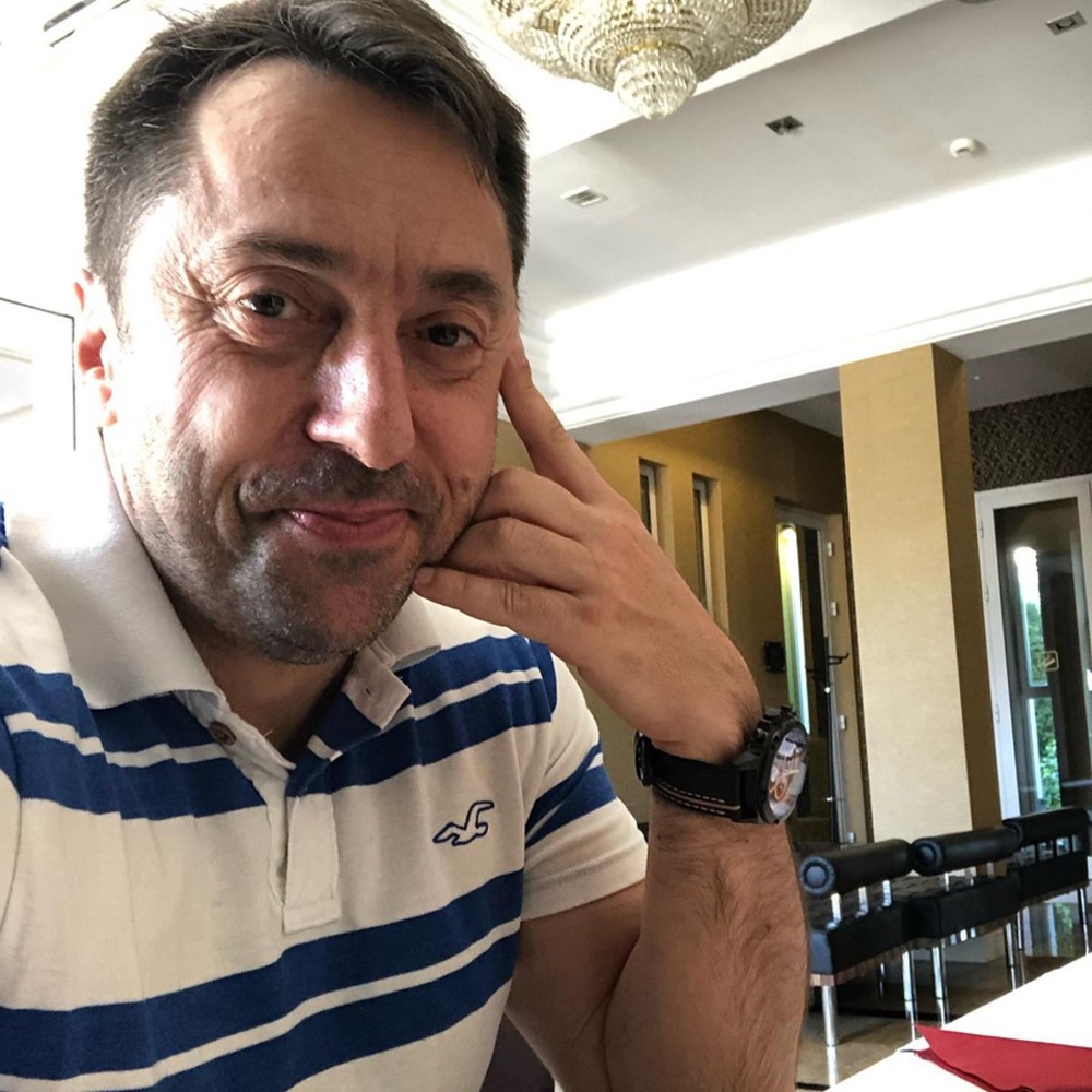 Królowi disco polo puściły nerwy. Ma swoje zachcianki i lepiej go nie drażnić