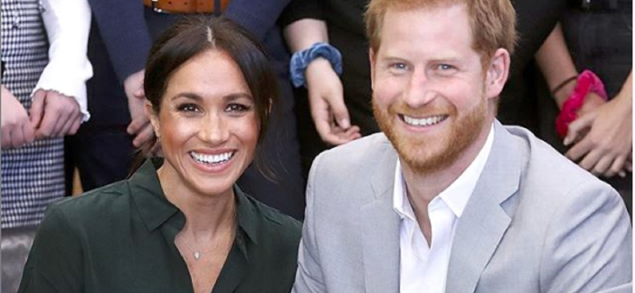 Wszyscy myśleli, że Meghan wyrzuciła pierścionek od Harry'ego. Prawda okazała się dużo bardziej zaskakująca