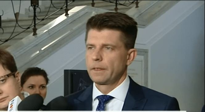 Petru: Minister Zdrowia jest dowodem. Jeśli coś jest czarne, to dla PiS-u jest śnieżnobiałe
