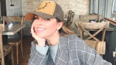 Zmysłowa Aleksandra Kwaśniewska pokazała kuszące zdjęcie z łóżka. Czy ona jest najpiękniejszą Polką?