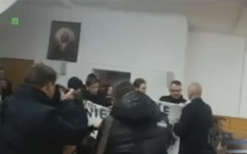Posłanka Nowoczesnej przerwała szkolny wykład o Żołnierzach Wyklętych. "To zbrodniarze!" (video)
